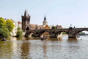 Prague Cruise: 1-Hour on the River Vltava