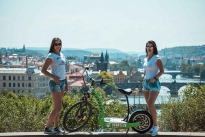Prague: E-Scooter HUGO Bike Rental