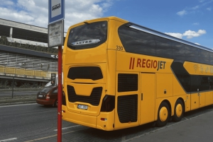 Praha: Enkel bussreise til/fra Karlovy Vary