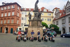 Prague: Electric Trike Viewpoints Tour with a guide