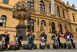 Prague: Electric Trike Viewpoints Tour with a guide