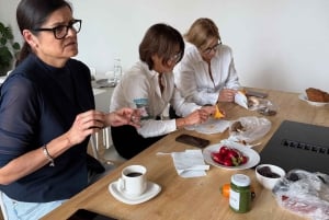 Prague: Farmers Market and Brunch Class with Celebrity Chef