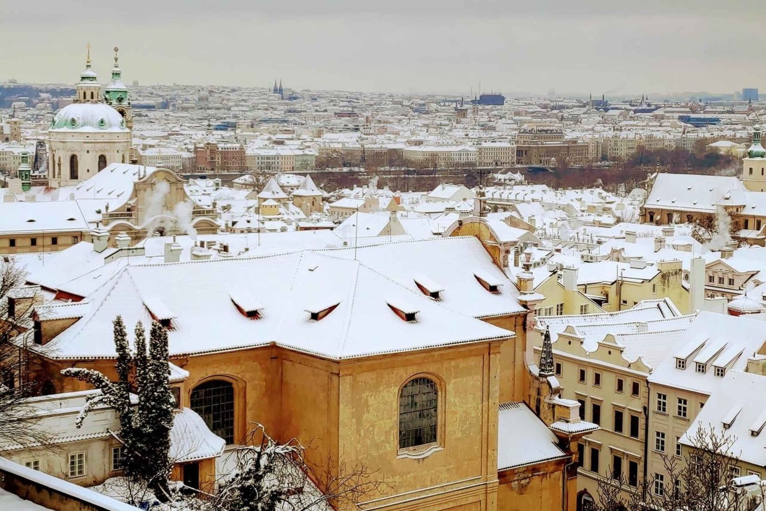 Praga: excursão privada a locais de filmagem com recolha no hotel