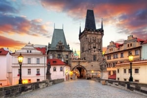 Prag: Heldagstur i den gamle bydel, flodkrydstogt og Prags borg