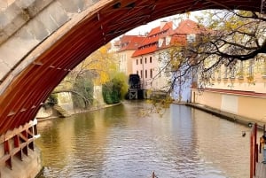 Prague: Full-Day Guided Tour of Prague in a Small-Group