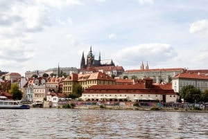 Prag: Heldagstur med sightseeing, krydstogt og frokost