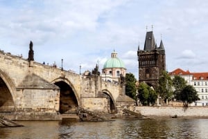 Prag: Heldagstur med sightseeing, krydstogt og frokost