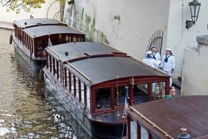 Prague: Full-Day Tour with Lunch and River Boat Cruise