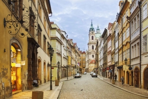 Prague: Full-Day Tour with Lunch and River Boat Cruise