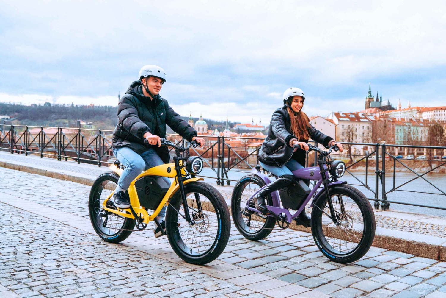 Prague: Grand City Tour on fat e-Bike Cafe Racer