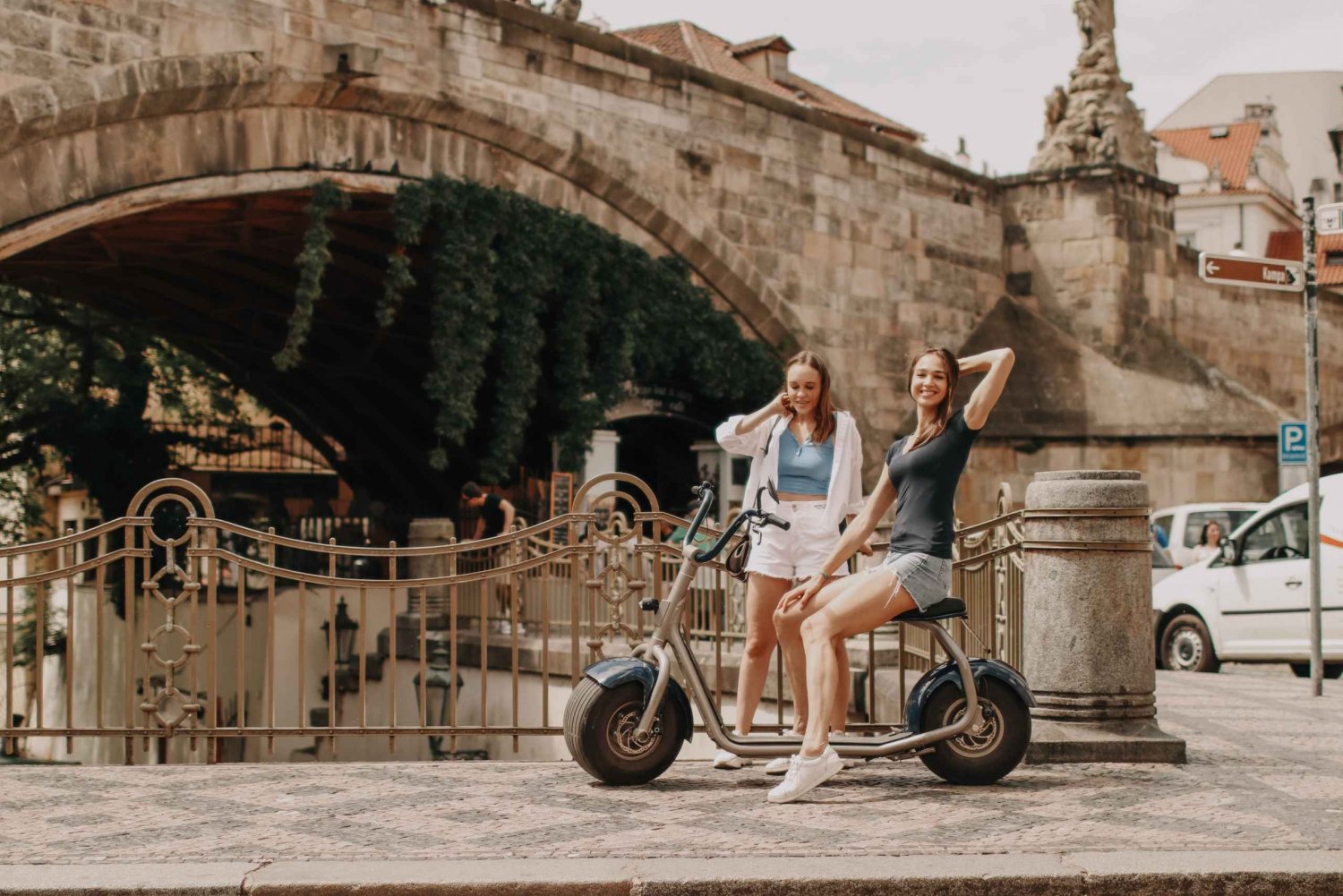 Prague: Guided Fat Tire e-Scooter Tour