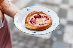 Prague: Guided Street Food Walking Tour