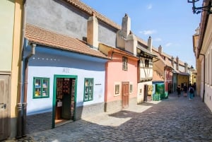 Prague Castle: Royal Palace, Cathedral, and Golden Lane Tour