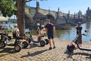 Prag: Tour mit dem Elektroroller im Herzen von Prag