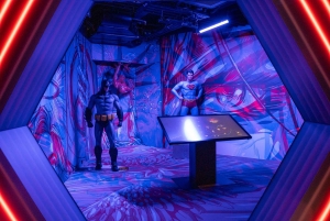 Prag - Superhjältar Heroes Park Superhero Store Inträdesbiljett