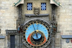 Prague: Highlights of Prague Private Half-Day Tour by Car