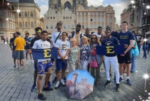 Prague: Highlights of Prague Private Half-Day Tour by Car