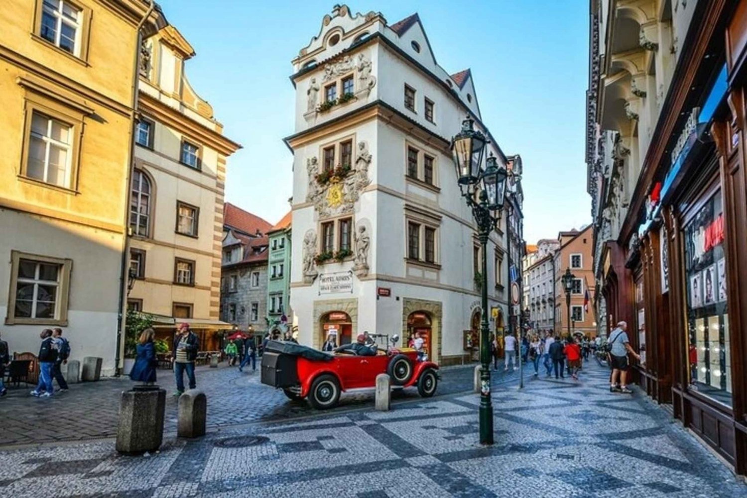 Prague: City Highlights Walking Tour