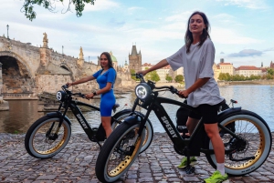 Prague Historical & Viewpoints Retro E-Bike Group Tour