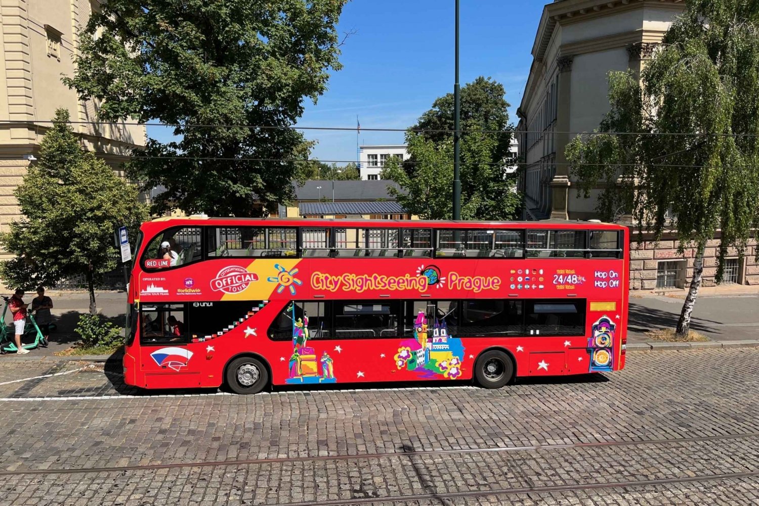 Prague: Hop-On Hop-Off Bus Tour and River Cruise Option