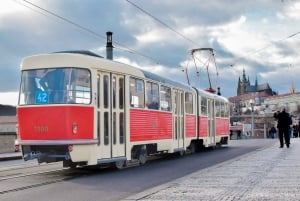 Praga: Biglietto per il tram storico Hop-on Hop-Off per la linea 42