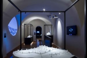 Prague: House at the Golden Ring Entry Ticket