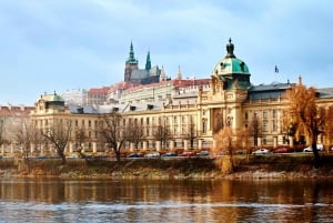 Prague Hradcany Castle, St Vitus Cathedral Tour with Tickets