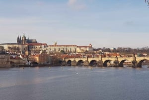 Prague: Iconic Insider Exterior Grand Walking Tour