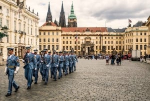 Prague: Iconic Insider Exterior Grand Walking Tour