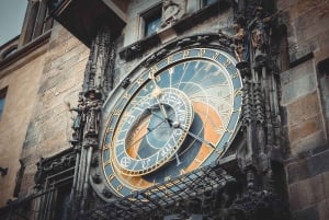 Prague: Illusion Art Museum Ticket & Digital City Tour