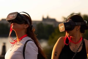 Prague: Immersive History Walking Tour and VR