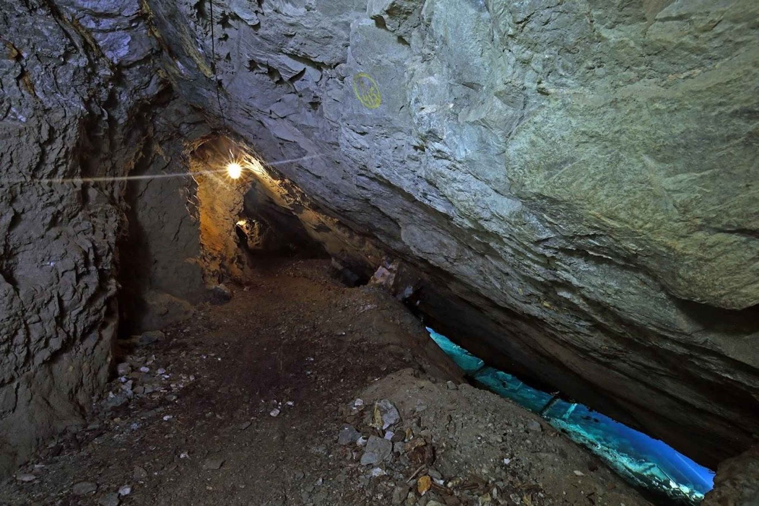 Praga: tour delle miniere d'oro di Jílové: dalla geologia alla pirotecnica