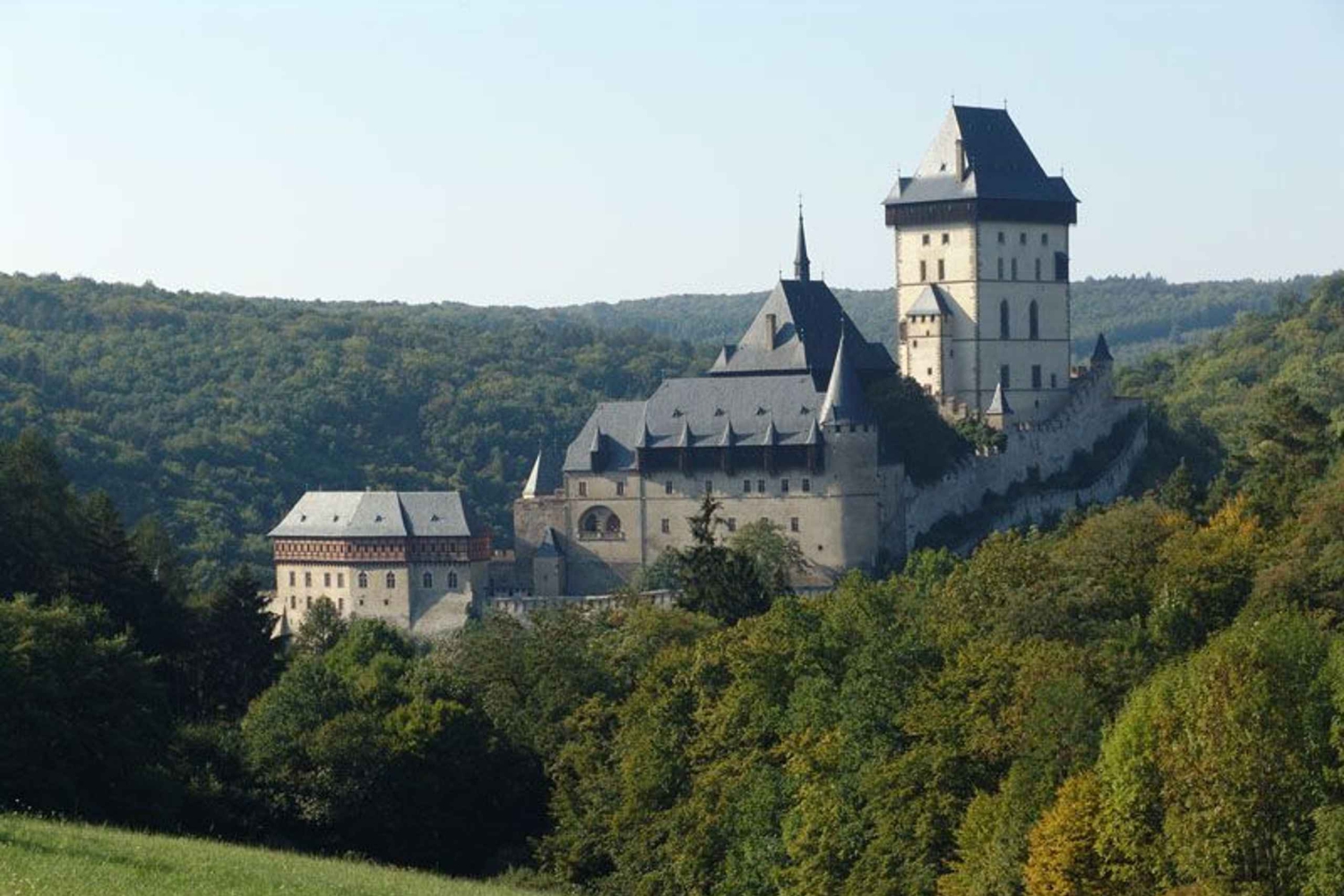 Prag: Karlštejn Castle Guided Tour with Entry Ticket