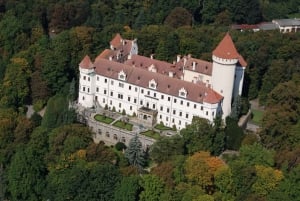 Prague: Karlštejn Castle Guided Tour with Entry Ticket