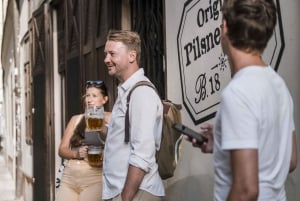 Prague: Local Pub Walking Tour with 5 Beers