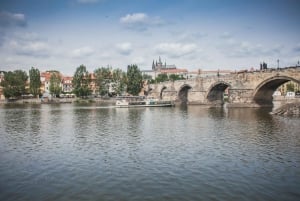 Prague: Lunch Cruise on Vltava River with open Buffet