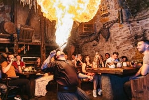 Prague: Medieval Dinner with Unlimited Drinks