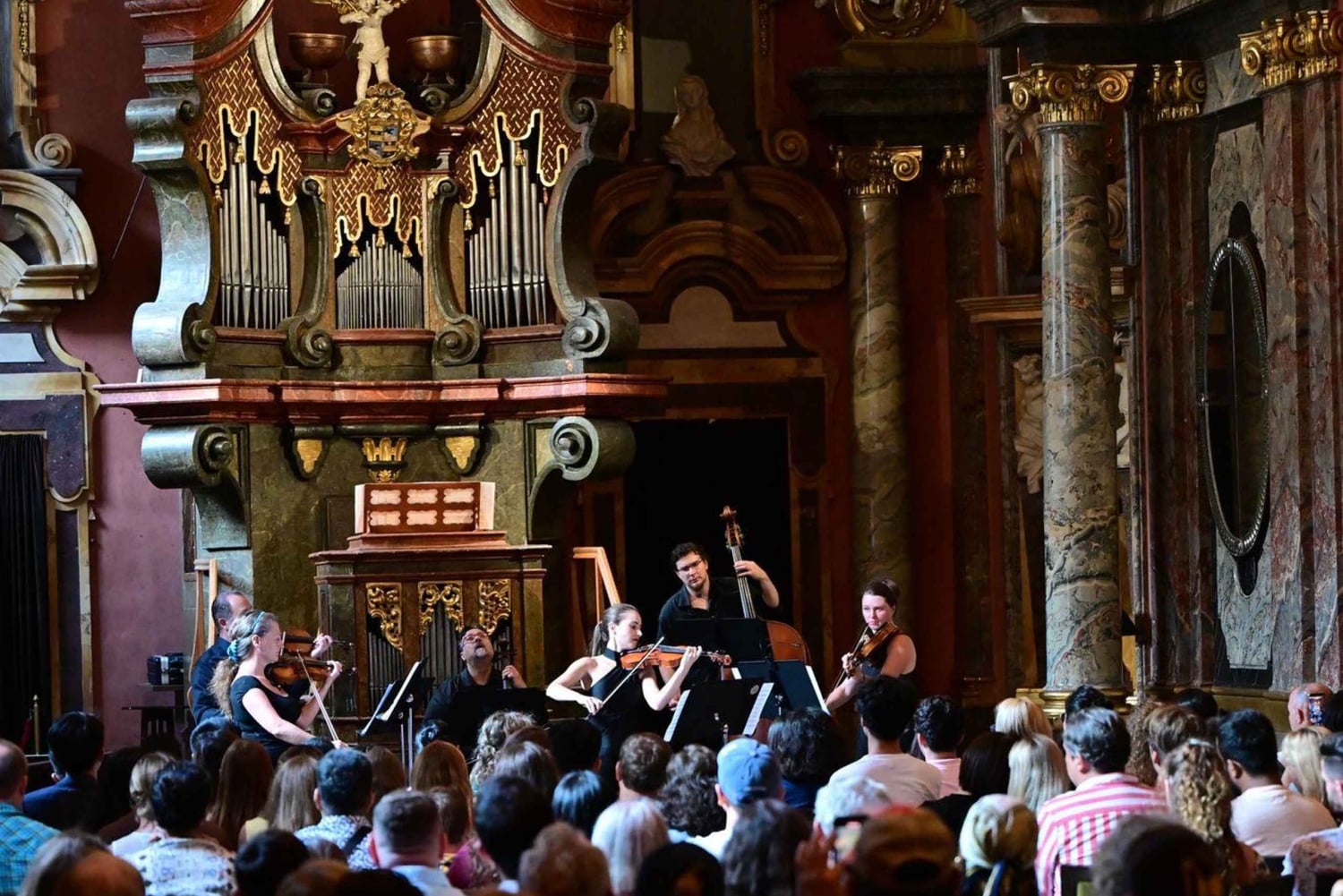 Praha: Mirror Chapel Classical Music Concert Ticket