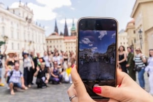 Prahas vakreste spasertur: utsikt over slottet og klostret i Praha
