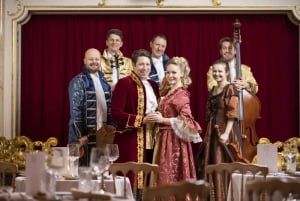 Praga: Concerto di Natale e cena di Mozart