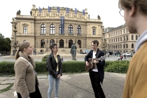 Visite de Prague à la guitare : musique folklorique tchèque et histoires de Mozart et Dvořák