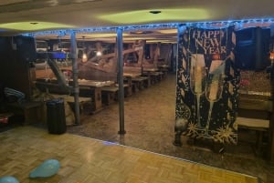 Prag: Silvester-Bootsfahrt mit Dinner und Getränken