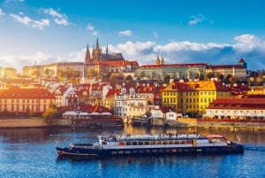 Prague : croisière tout compris pour le réveillon du Nouvel An avec dîner et boissons