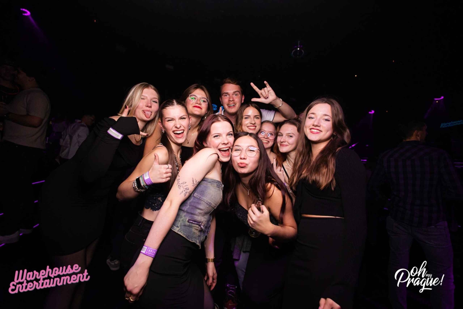 プラハの大晦日パブ巡り（オープンバー＆クラブ入場付き）