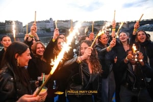 Prague : Soirée VIP sur un bateau pour le Nouvel An + EPIC Club