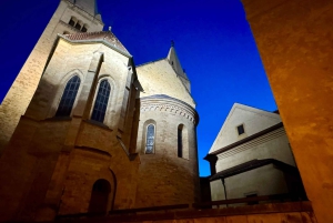 Praga: Nocny spacer po Zamku Praskim z widokiem na miasto