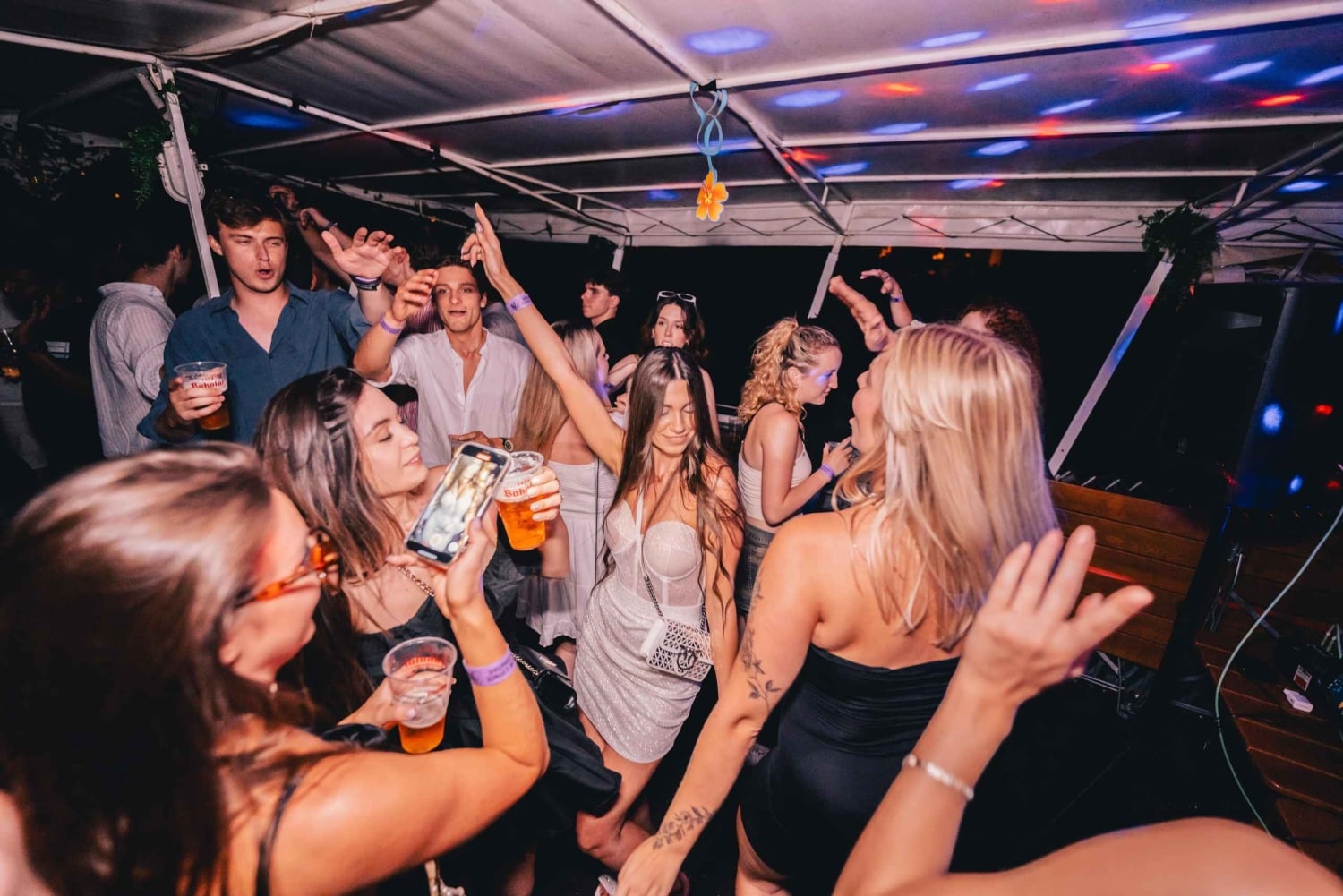 Prague : soirée du Nouvel An, 2 heures d'open bar, feux d'artifice, boîte de nuit SaSaZu