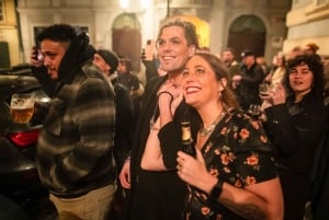 Praga: NYE con spettacolo comico, bevande illimitate e fuochi d'artificio