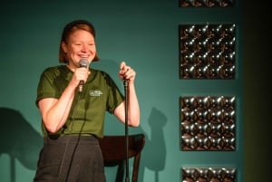 Praga: NYE con spettacolo comico, bevande illimitate e fuochi d'artificio