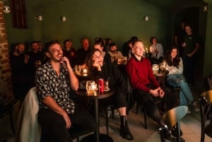 Praga: NYE con spettacolo comico, bevande illimitate e fuochi d'artificio